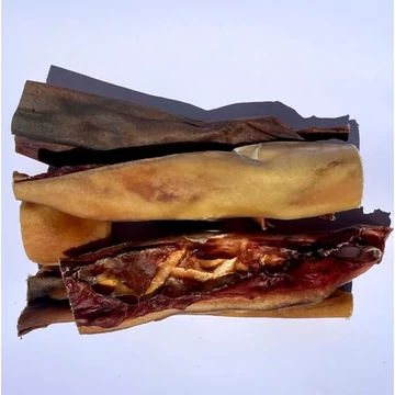 Falka Barf - Szárított marhafejbőr kutyáknak - 250 g