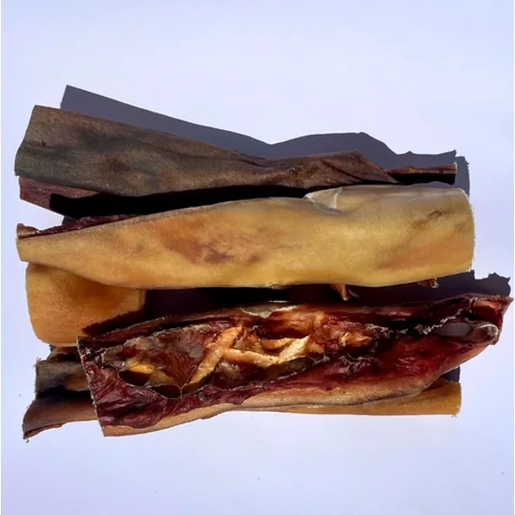 Falka Barf - Szárított marhafejbőr kutyáknak - 250 g